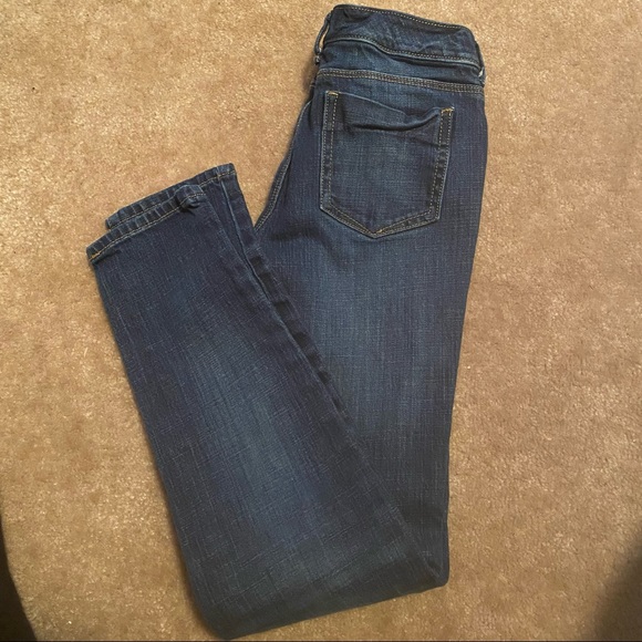 2 pair Tommy Hilfiger Jeans - Picture 6 of 11